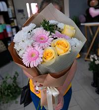 Букет цветов из:  Герберы, Розы и Хризантемы в Передовом