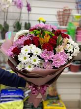 Букет цветов из:  Розы, Хризантемы и Альстромерии #REPLACE_PRED# Передовом